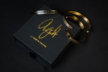 Load image into Gallery viewer, I DON’T CHASE I ATTRACT BLACK BRACELET
